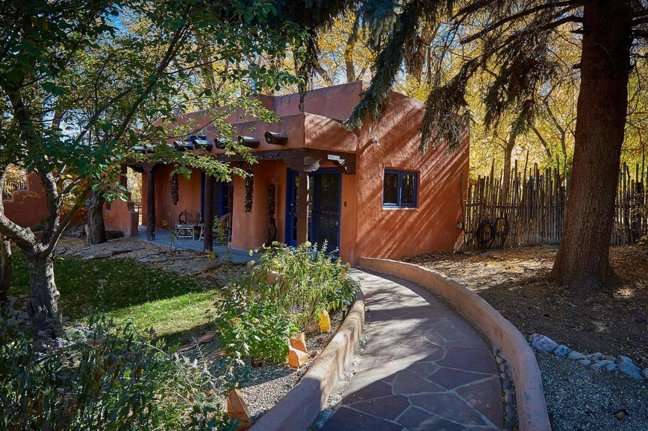 阿都比派恩斯住宿加早餐旅馆 Ranchos de Taos 外观 照片