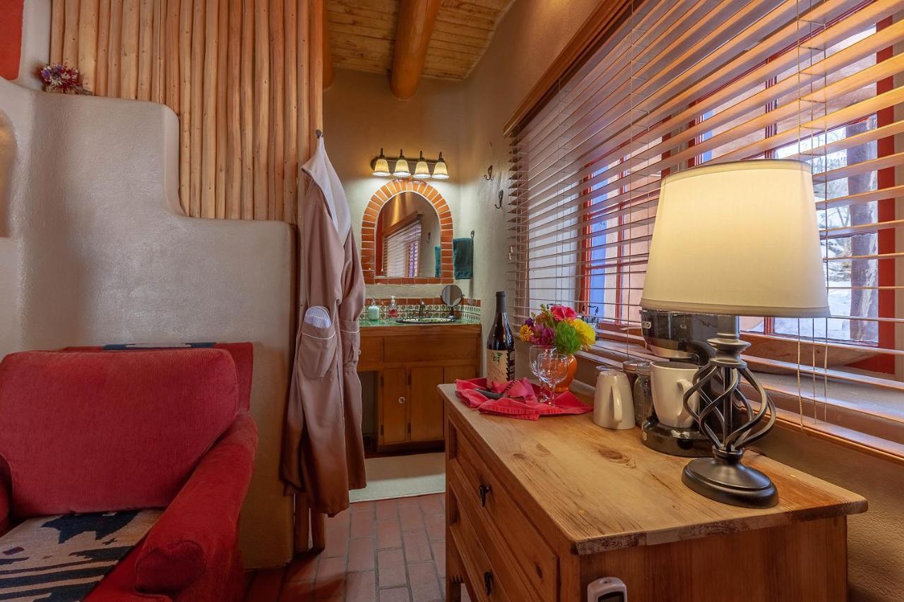 阿都比派恩斯住宿加早餐旅馆 Ranchos de Taos 外观 照片
